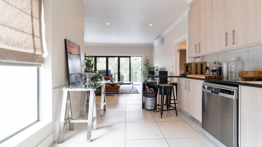 2 Bedroom Property for Sale in Bishopscourt Western Cape
